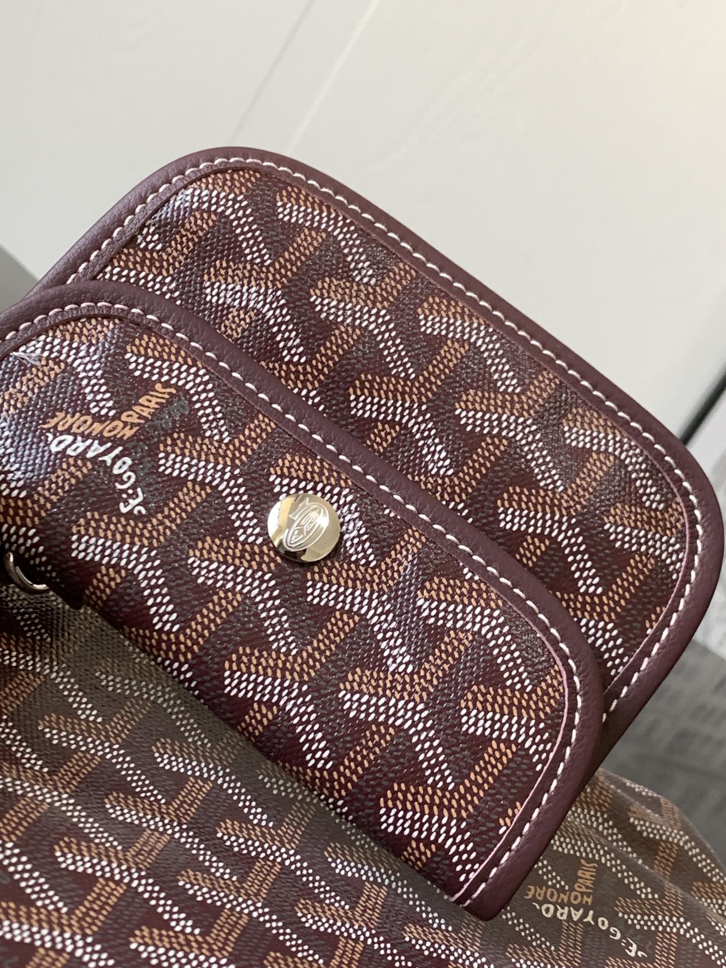 Anjou Mini Reversible Tote Bag In Burgundy